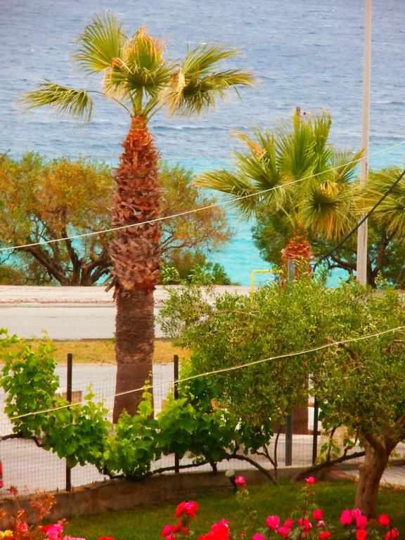 Phyllis Maisonettes Kallithea  Exteriör bild